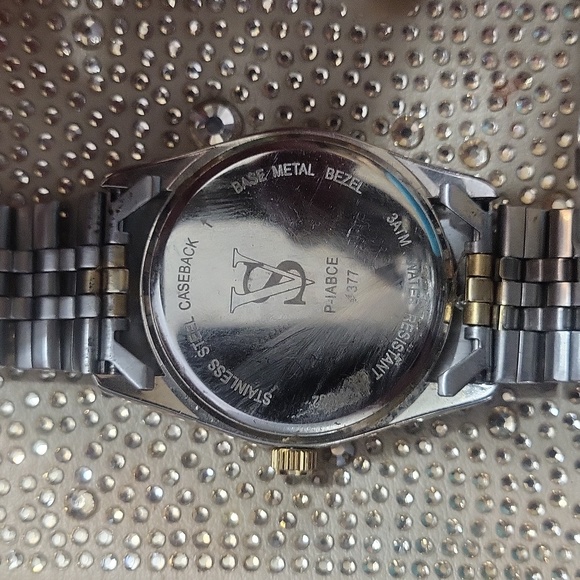 Vintage Sergio Valente Watch - Picture 2 of 2